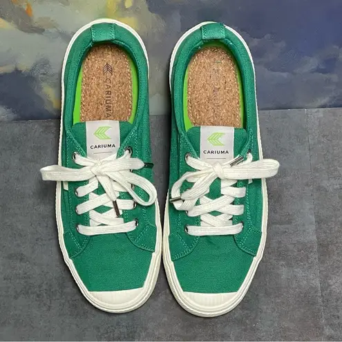Cariuma Green Canvas OCA Low Cut Women's Sneakers Size 8M