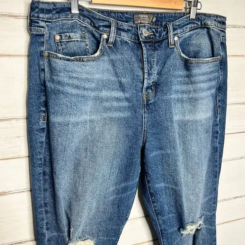 Torrid  High Rise Straight Leg Split Hem Studded Jeans Plus Size 16R