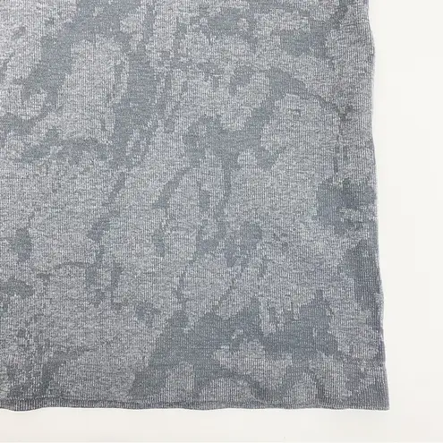 Zyia Active Seamless Racerback Athletic Tank Top: Grey Splash Camo Camouflage