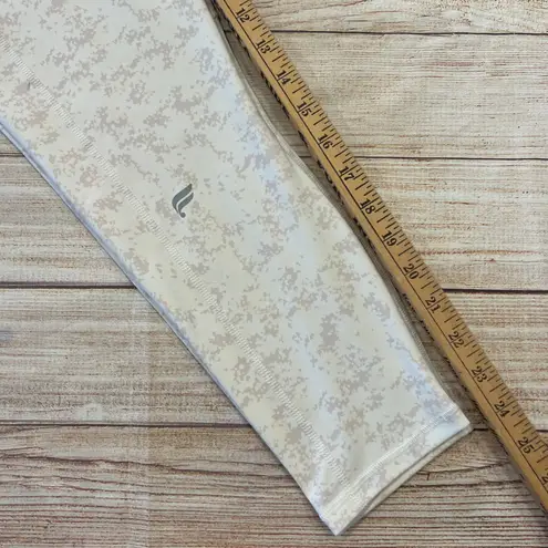 Fabletics  PowerHold White Camo Cropped Leggings Women's Athletic Workout Pants