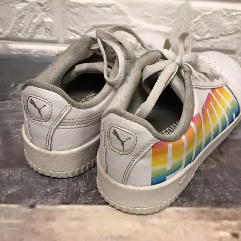 Puma  Carina Soft Foam Rainbow Letters Pride Sneakers Kids sz 6.5 White Low Top‎
