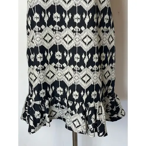 Kiwi Tucker Black And Cream Geometric Aztec Ruffle Hem Tunic Blouse Size Medium