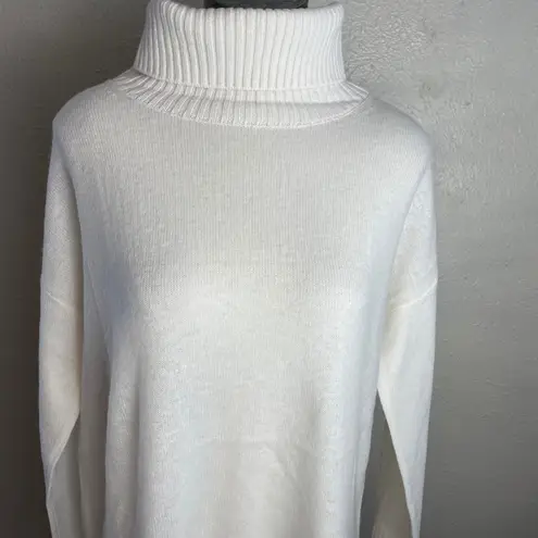 Spring + Mercer 100% Cashmere Turtleneck Sweater – Women's Medium – Frost White - Image 3