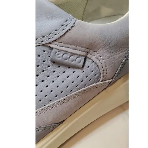 Ecco EUC Women’s Runner Sneakers Leather Light Blue Size 11 Wide EU 42 Inserts