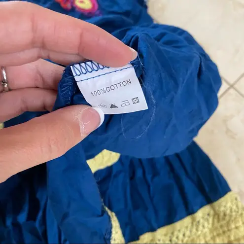 Velzera Like New Embroidered Tunic Sz Small