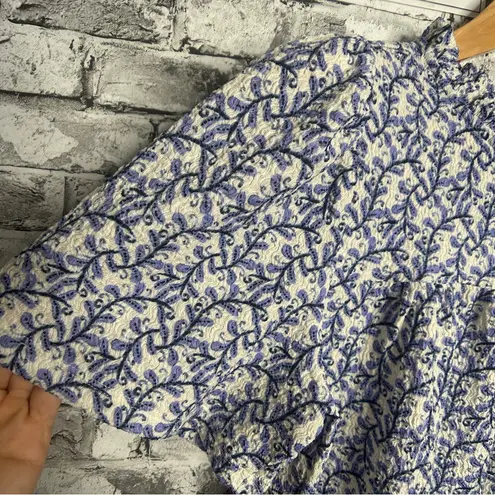 Loft EUC  Navy Blue, White, light purple Floral Blouse Size Small