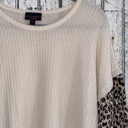 Discreet Cream waffle knit with cheetah sleeves top