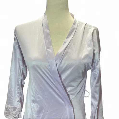 Vintage Fantasy Nightwear Lavender Robe Lace Sleeves Size Small Purple