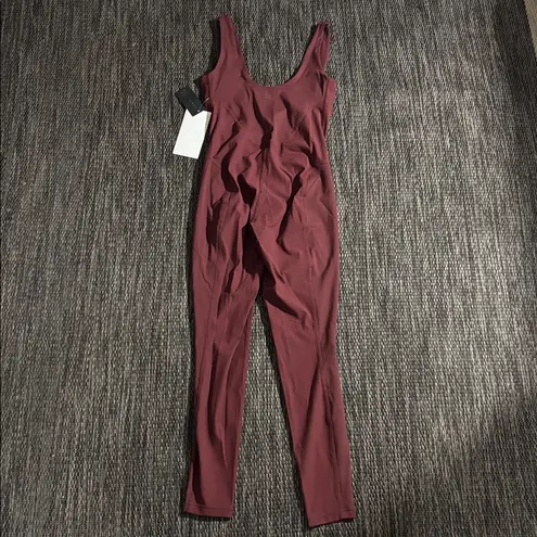 Lululemon  Ribbed Nulux Skiing Bodysuit
Asia Fit