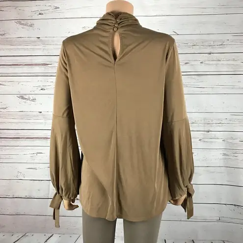 LORD & TAYLOR Soft Bow