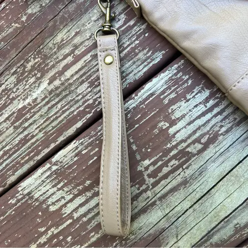 Stone Mountain Women’s Minimalist Neutral Beige Clutch/Wristlet Faux Leather Bag Tan