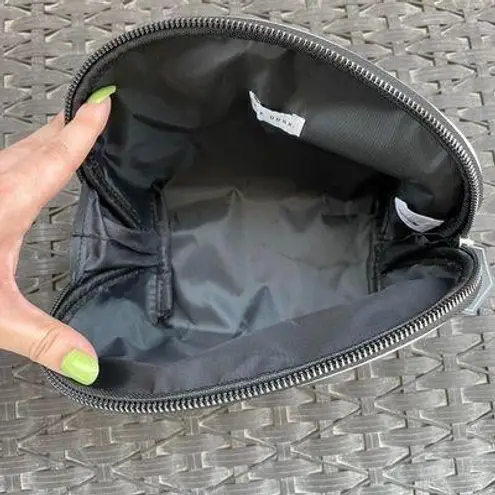 Rae Dunn White Cosmetic Bag With Love And Be Kind Print