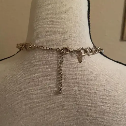 New York And Company Signed NY Gold Tone / Pink Costume Necklace Adjustable Length