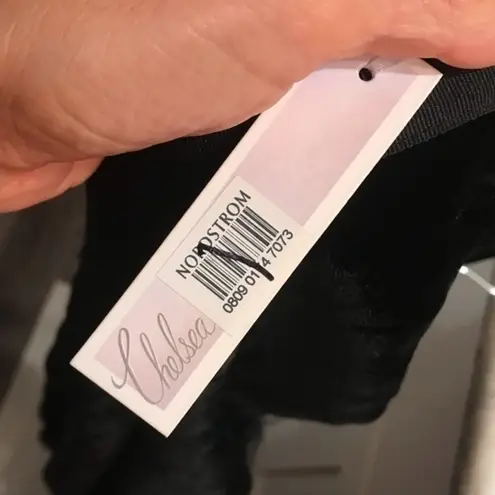 Chelsea28  velvet trouser.