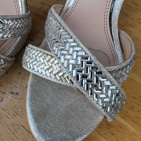 Clearance 50% off Kelly & Katie “Celiah” Silver Women's Platform Heels, Size 6