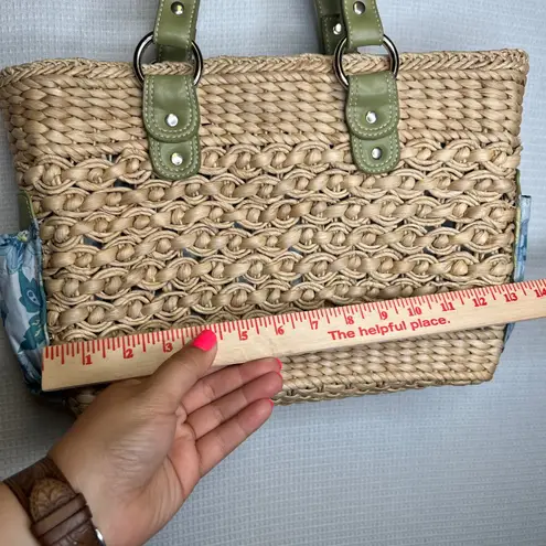 Bandalino Woven Vintage VTG Straw Bag Purse Tote Floral Lined Green Handles Tan