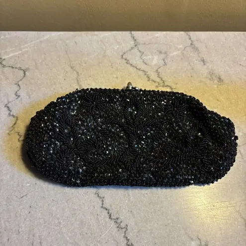 VINTAGE Hong Kong Black Hand BEADED CLUTCH PURSE Silver Clasp