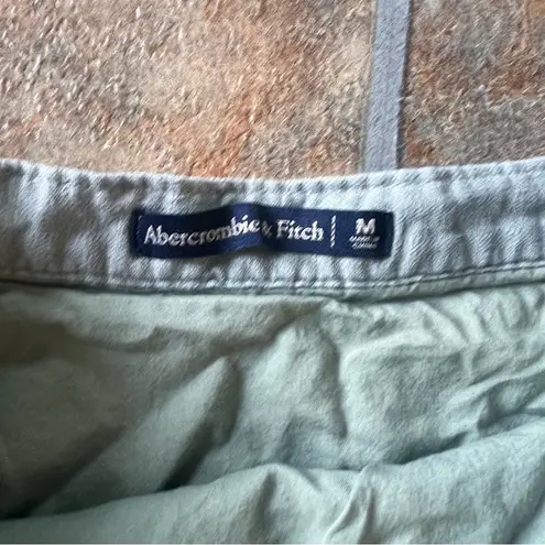 Abercrombie & Fitch  Sage Green Wrap Skort Size Medium - Image 2