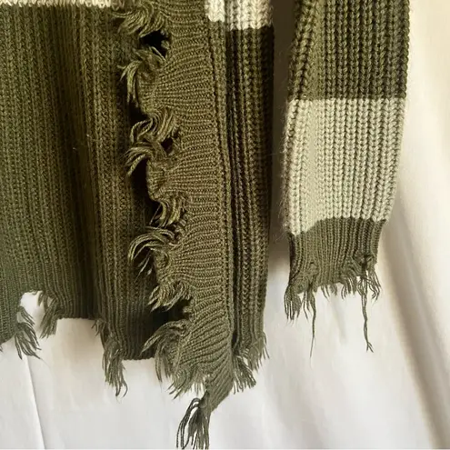 Derek Heart  Olive Color-block Cardigan