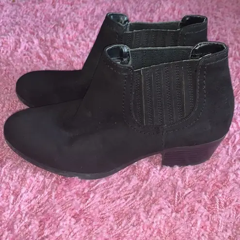 American Eagle  Ankle Booties 