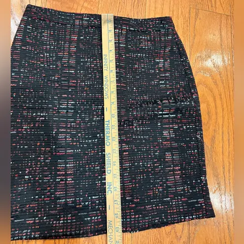 Loft  Outlet Black Textured Tweed Mini Skirt – Size 0