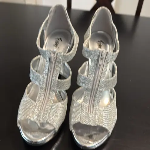 Fioni Elegant Silver High Heel Sandals Size 10