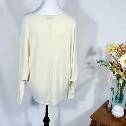 Andree by Unit  Cream Batwing Sleeve Slub Textured Top Sz Large 💚