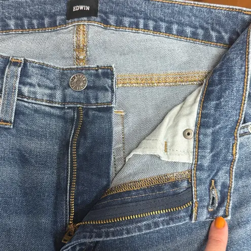 Edwin “Bree” Stovepipe Cropped Jeans in Alderson Blue Size 28