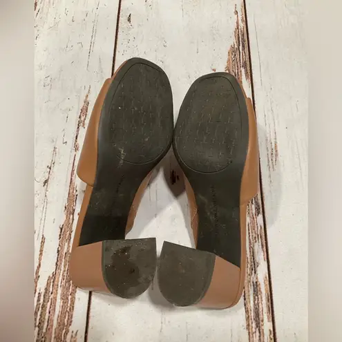 Adrienne Vittadini ALBI COGNAC SLIDE SANDAL OPEN TOE BLOCK HEEL