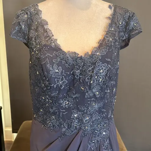 Women’s Full Length Chiffon Formal Mother of the Bride Dress Zip Back Size 8 NWT Blue