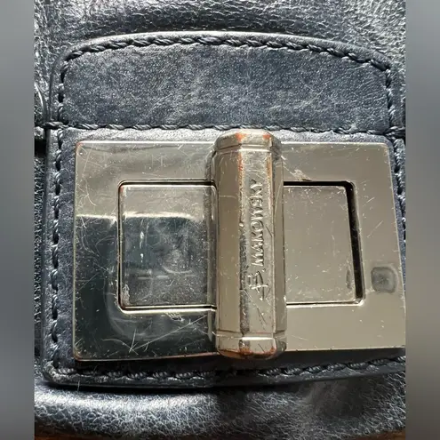 B Makowsky B. Makowsky | ladies crossbody handbag.