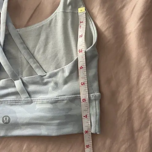 Lululemon Energy Sports Bra Long Line Women’s Size 4 Gray Camo No Pads