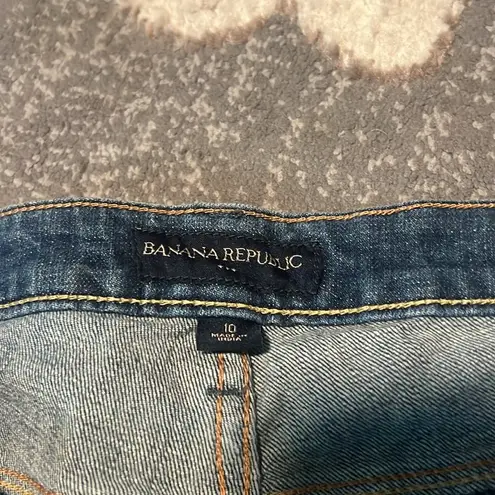 Banana Republic  crop jeans. Size 10. Excellent condition.