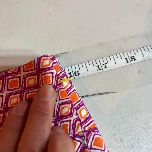 NWT Alex & Olivia Stretch Geometric Pink Pencil Skirt Size Medium Colorful Sprin