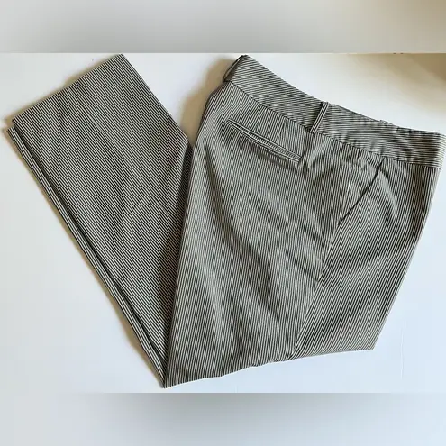 Norma Kamali • Cropped Ankle Trousers•Sz 10