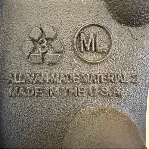 Oka B Flip Flops Elle Sandals Thongs Size M