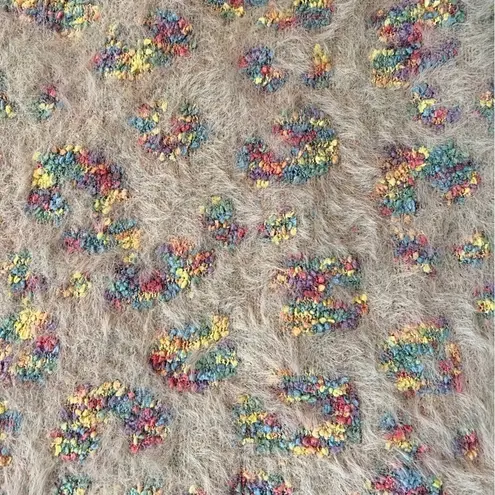 Okboth DELICIOUS cropped sweater, super soft, not itchy. Size M Tan Size M