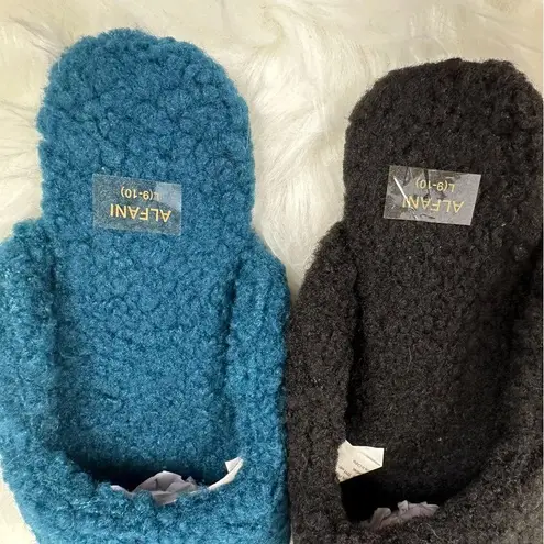 Alfani Faux Sherpa Slippers Mismatched Color Black Teal NEW (9-10) Fits (7-8)