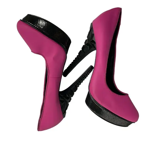 RACHEL Rachel Roy Keedan Spiked High Heel Pumps Size 8.5 Pink Black Closed Toe