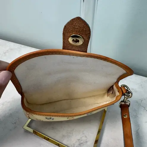 Dooney & Bourke  Cream Rainbow Heart DB Monogram Clutch Wristlet