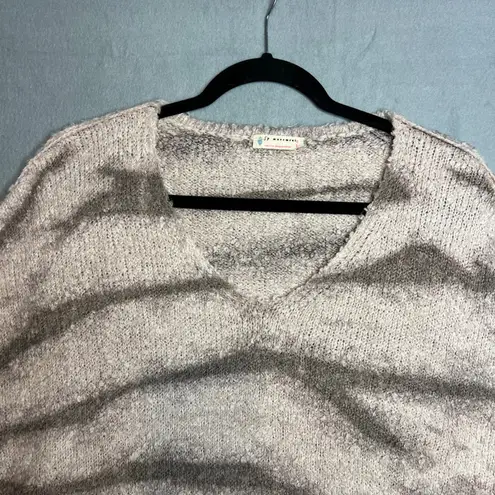 FP Movement Fuzzy Striped V Neck Sweater Oversized Size M Cozy Casual Relaxed Gray Size M