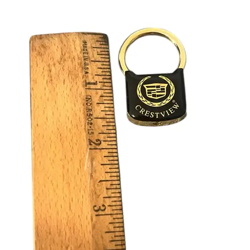 Crestview Cadillac Black Gold Tone Collectible Keychain Key Holder Michigan