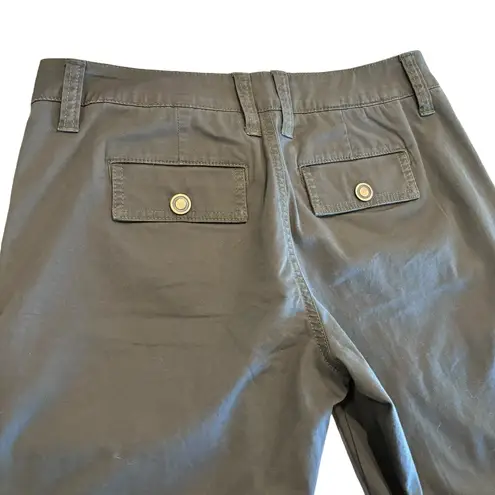 CAbi Women's  816 olive green Ivy League bermuda shorts size 4