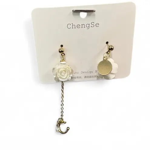 White Rose Whispers – Mismatched Earrings with Dainty Pearl Chain new