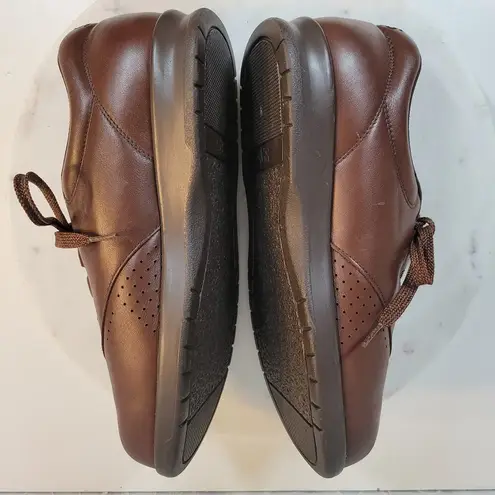 SAS Free Time Teak Womens Shoe 9W Brown Leather Lace Up Walking Tripad Comfort Size 9