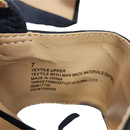 Universal Threads Universal Thread Black Block Heeled Sandals Open Toe Faux Suede Shoes Size 7