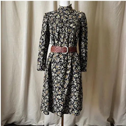 Vintage Hartsville PA 70s Prairie Floral High Neck Dress Black Olive Sage S/M Green