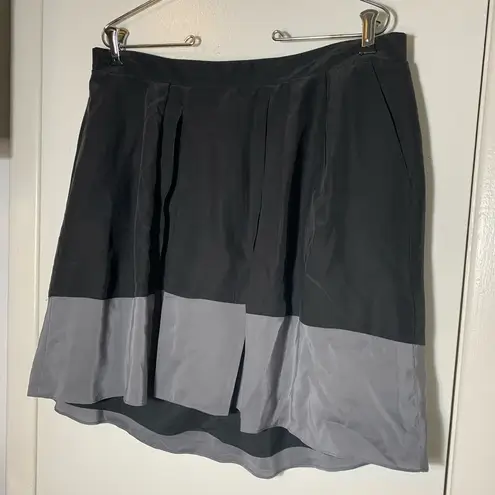 Madewell black and gray mini skirt L