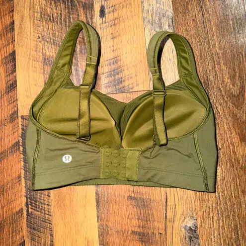 Lululemon  Ta Ta Tamer III Brave Olive/Barracks Green No Tag Hook & Eye Closure