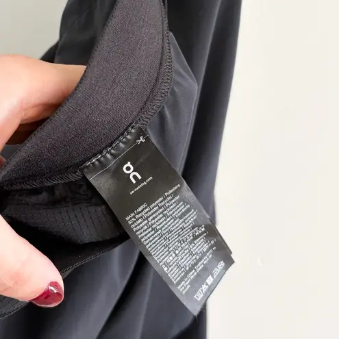 on cloud On Running Convertible Biker Shorts Small